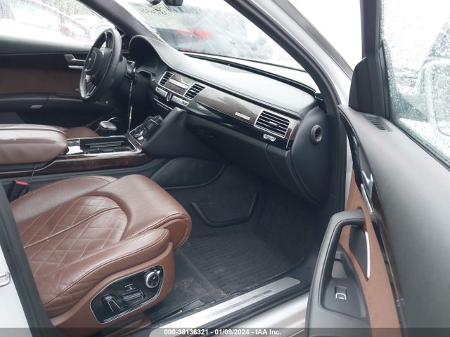 Audi A8 L 4.0t 2014 WAUR2AFD3EN010059 Image 5