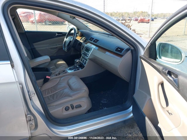 2008 VOLKSWAGEN PASSAT LUX VIN: WVWEK73C08P029287