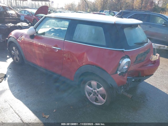 2017 MINI HARDTOP WMWXP5C35H2F61369 Photo 2