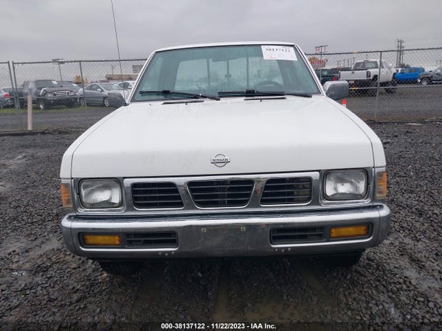 1994 NISSAN TRUCK KING CAB XE VIN: 1N6SD16S4RC372431