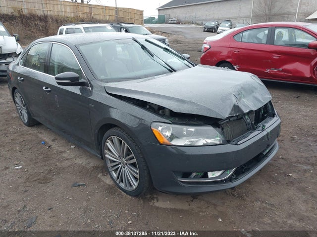 2015 VOLKSWAGEN PASSAT 1.8T SPORT VIN: 1VWBT7A36FC006374