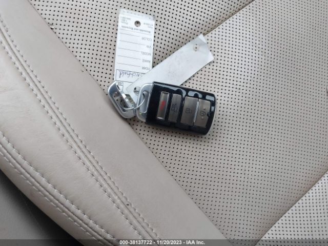 KNALN4D74E5154859 KIA Cadenza Premium