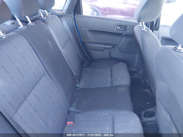2011 FORD FOCUS SE VIN: 1FAHP3FN2BW180929