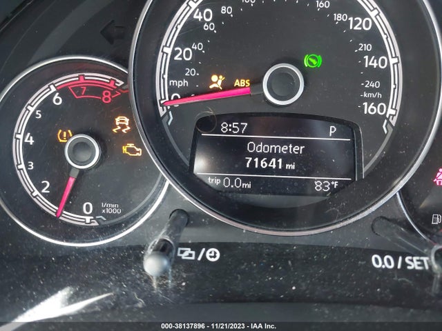 2017 VOLKSWAGEN BEETLE #PINKBEETLE/1.8T CLASSIC/1.8T S VIN: 3VWF17AT4HM617447