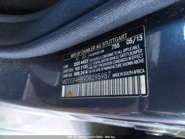 2013 MERCEDES-BENZ C 250 LUXURY/SPORT VIN: WDDGF4HB9DR295987