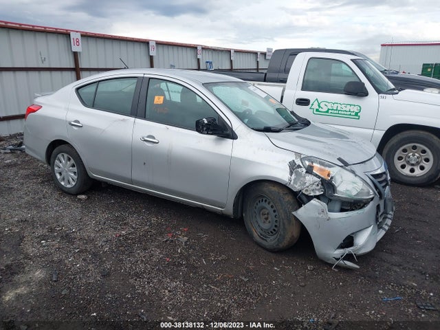 Nissan VERSA SV 2019 3N1CN7AP4KL866103 Image 1