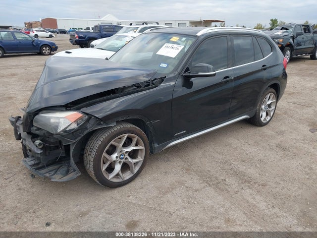 BMW X1 Xdrive28i 2014 WBAVL1C54EVY24309 Image 2