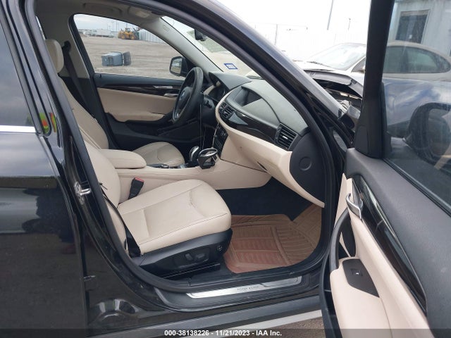 BMW X1 Xdrive28i 2014 WBAVL1C54EVY24309 Image 5