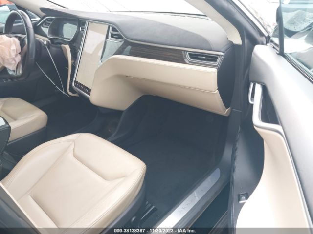 2016 TESLA MODEL S 5YJSA1E10GF128893 Photo 4