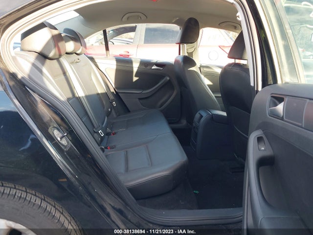 2014 VOLKSWAGEN JETTA 1.8T SE VIN: 3VWD17AJ0EM437416