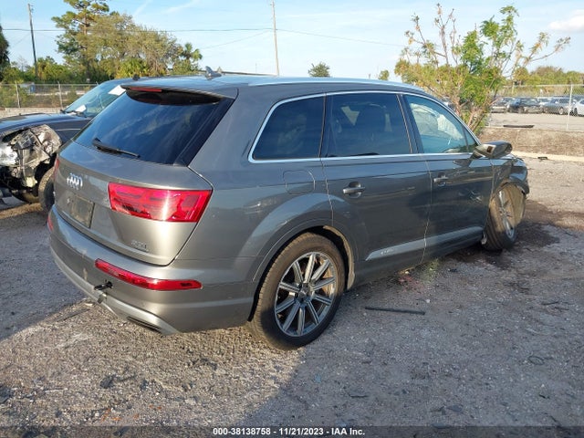 Audi Q7 3.0t Premium 2017 WA1LAAF77HD057511 Image 4
