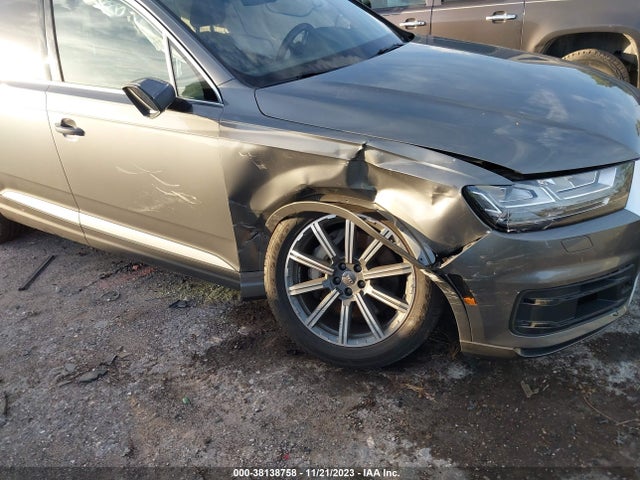 Audi Q7 3.0t Premium 2017 WA1LAAF77HD057511 Image 6