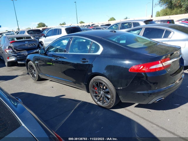 2012 JAGUAR XF VIN: SAJWA0FB8CLS36299