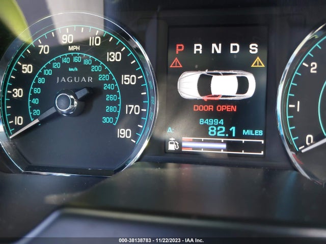 2012 JAGUAR XF VIN: SAJWA0FB8CLS36299