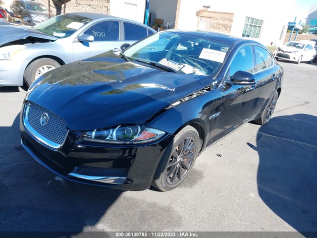 2012 JAGUAR XF SAJWA0FB8CLS36299 Photo 1
