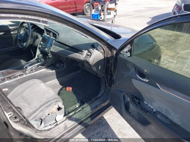 2HGFC2F81KH508083 Honda Civic Sedan Sport