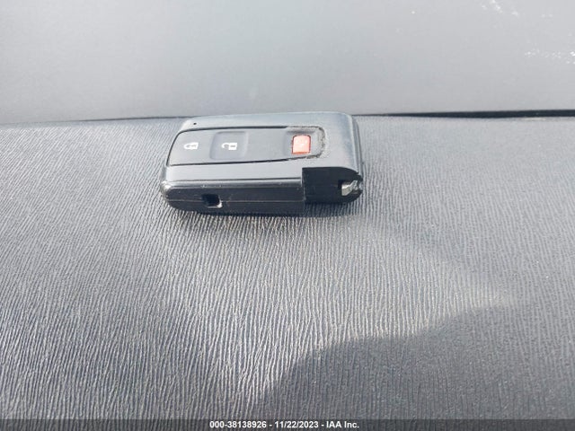 2009 TOYOTA PRIUS VIN: JTDKB20U297877367