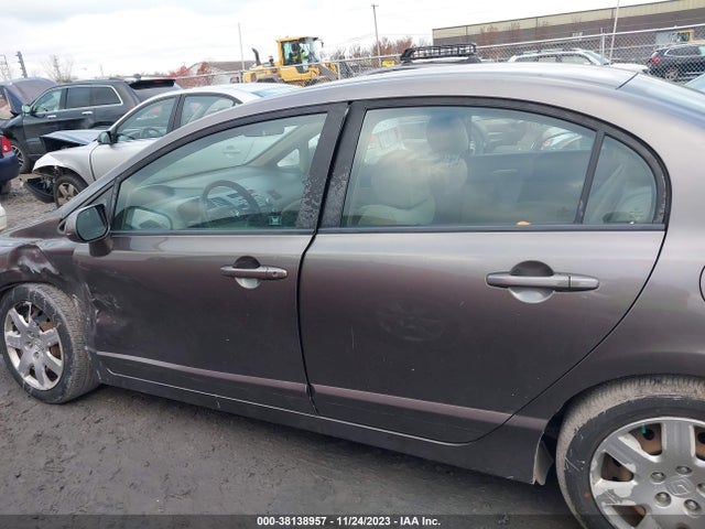 2011 HONDA CIVIC LX VIN: 19XFA1F52BE026724