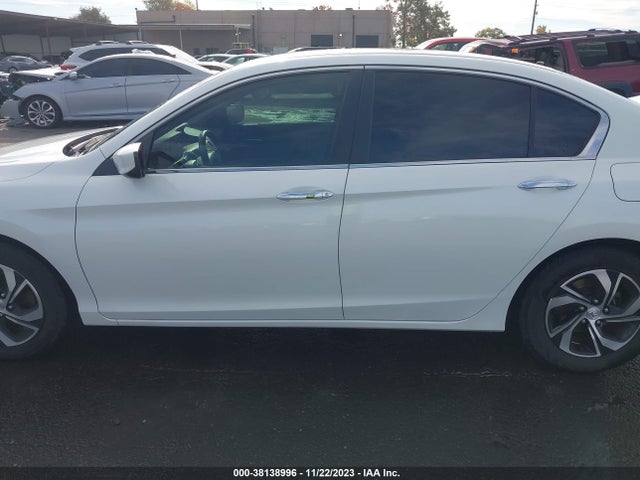Honda ACCORD LX 2017 1HGCR2F34HA174466 Image 14