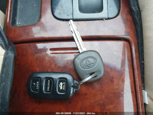 2006 TOYOTA CAMRY XLE V6 VIN: 4T1BF30K46U118348