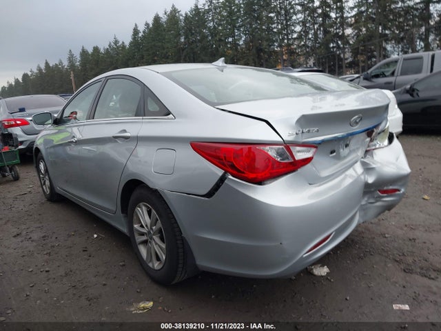 2013 HYUNDAI SONATA GLS VIN: 5NPEB4AC7DH707413