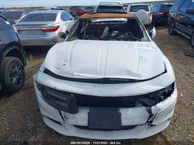 2C3CDXBGXKH709834 Dodge Charger Sxt Rwd