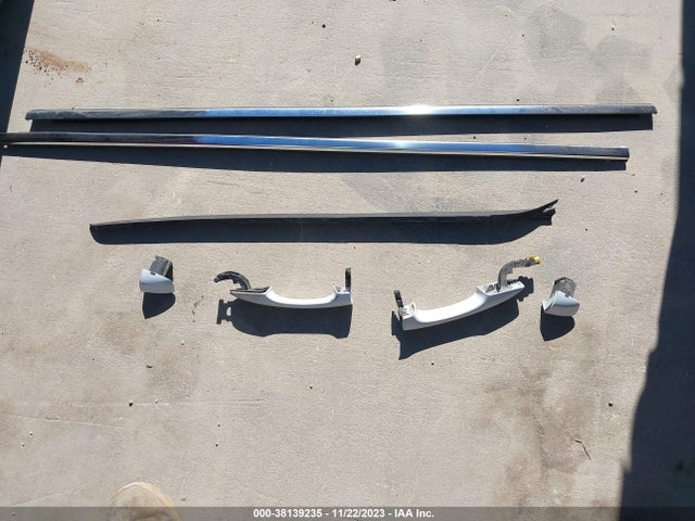 3VV2B7AX8JM074211 Volkswagen Tiguan 2.0t Sel/2.0t Se