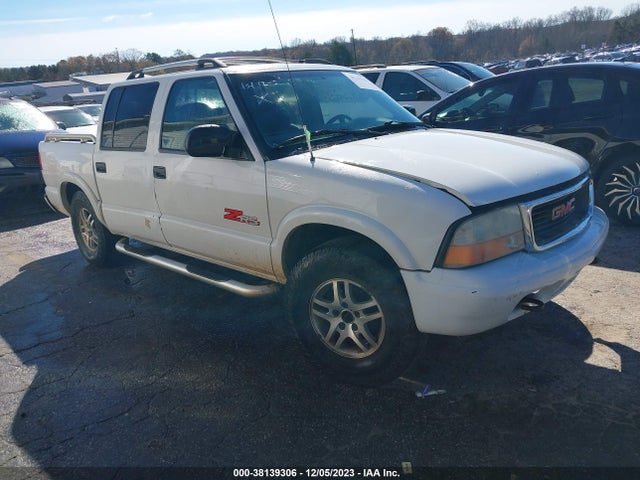 2004 GMC SONOMA SLS VIN: 1GTDT13X04K105669
