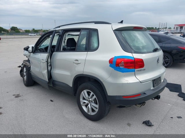 WVGAV7AXXFW610578 Volkswagen TIGUAN S