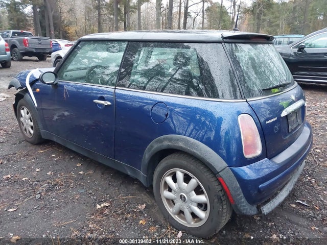 2004 MINI COOPER WMWRC334X4TC54141 Photo 2