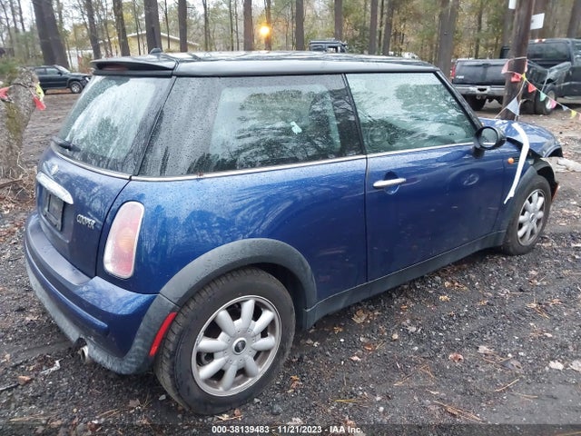 2004 MINI COOPER WMWRC334X4TC54141 Photo 3