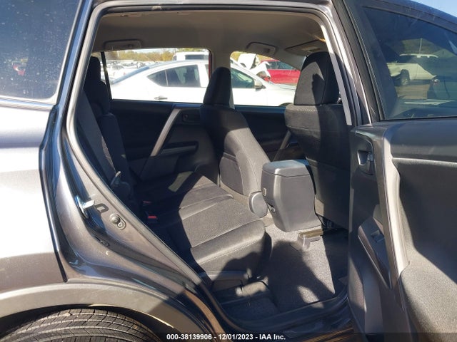 2018 TOYOTA RAV4 LE VIN: JTMZFREV3JJ198986