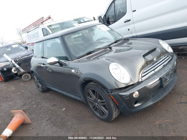 2006 MINI COOPER S WMWRE335X6TL23770 Photo 0