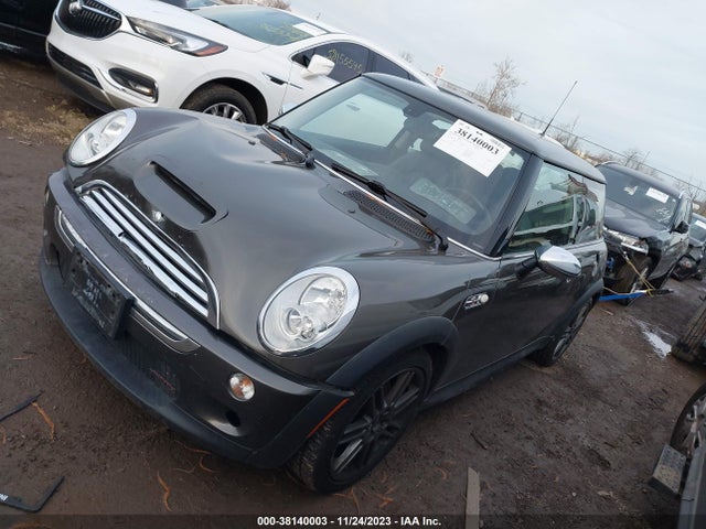 2006 MINI COOPER S WMWRE335X6TL23770 Photo 1