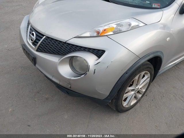 2011 NISSAN JUKE SV VIN: JN8AF5MR0BT002863