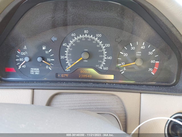 1998 MERCEDES-BENZ E 320 VIN: WDBJF65F8WA590758