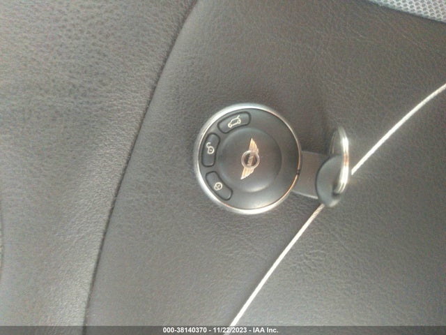 2008 MINI COOPER WMWMF33558TT66911 Photo 10