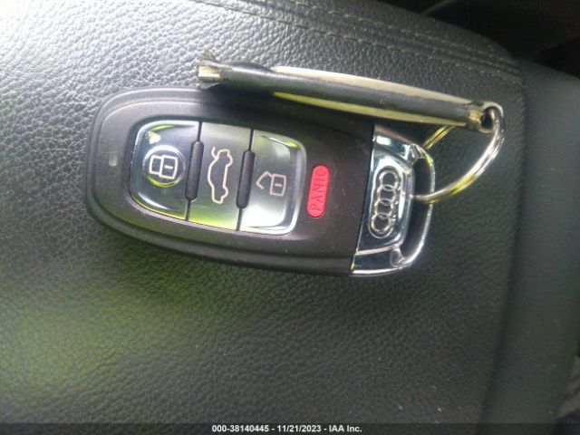 2013 AUDI Q5 HYBRID WA1C8AFP7DA021972 Photo 10