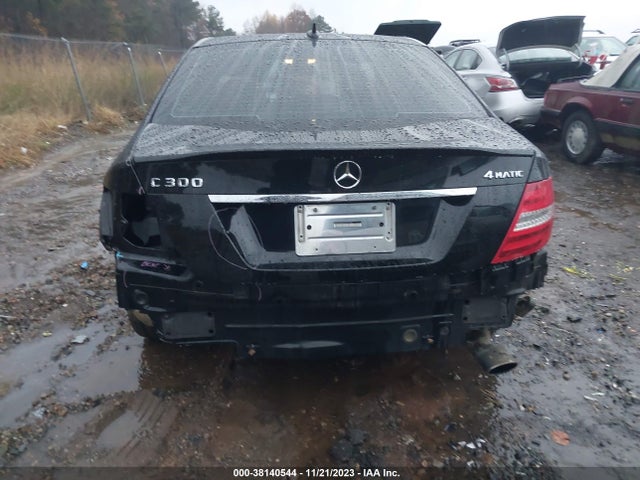 2012 MERCEDES-BENZ C 300 SPORT 4MATIC/LUXURY 4MATIC VIN: WDDGF8BB4CR207698