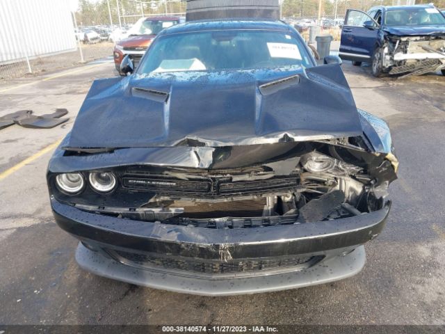 2C3CDZFJ0GH288876 Dodge Challenger R/t Scat Pack