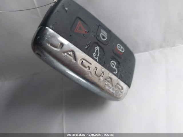 2017 JAGUAR F-PACE SADCK2BV4HA061910 Photo 10