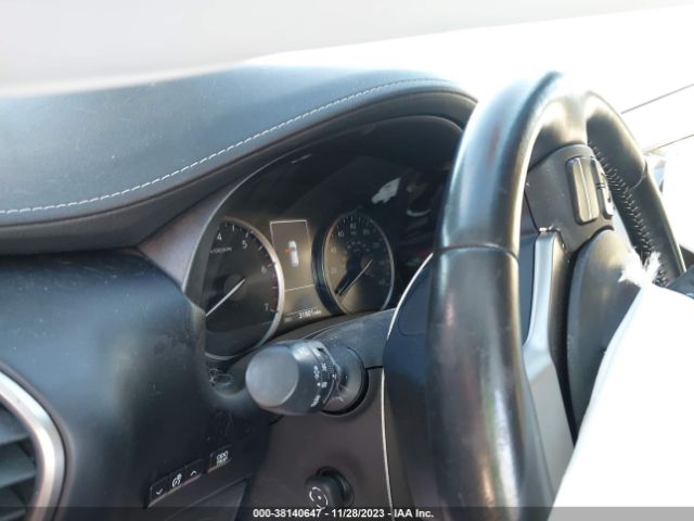 JTJYARBZ3K2124395 Lexus NX 300