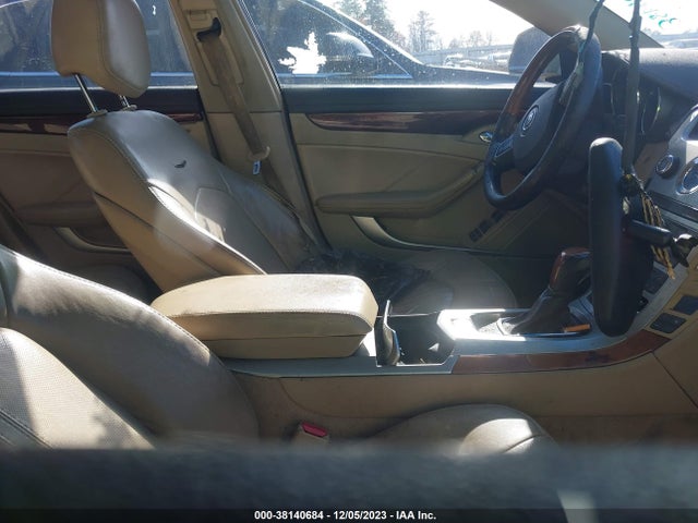 38140684 :رقم المزاد ، 1G6DF577380212308 vin ، 2008 Cadillac Cts Rwd W/1sa مزاد بيع