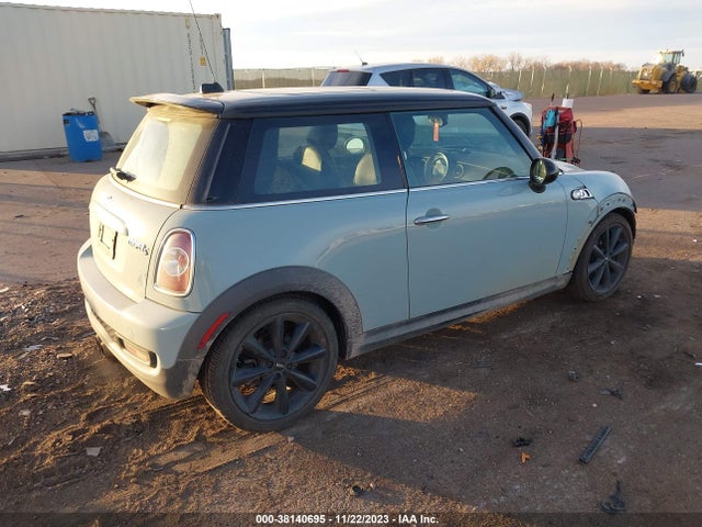2012 MINI COOPER S WMWSV3C5XCTY19357 Photo 3