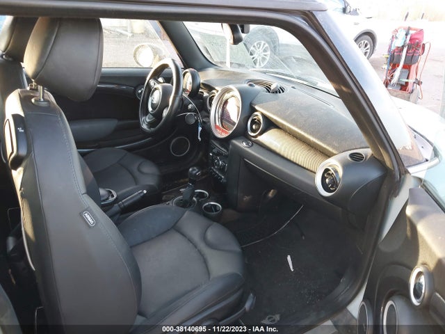 2012 MINI COOPER S WMWSV3C5XCTY19357 Photo 4