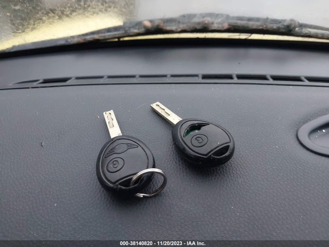 2003 MINI COOPER HARDTOP WMWRC33433TE18912 Photo 10