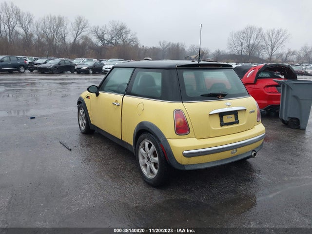2003 MINI COOPER HARDTOP WMWRC33433TE18912 Photo 2
