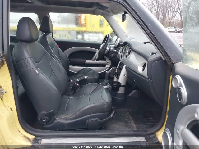 2003 MINI COOPER HARDTOP WMWRC33433TE18912 Photo 4