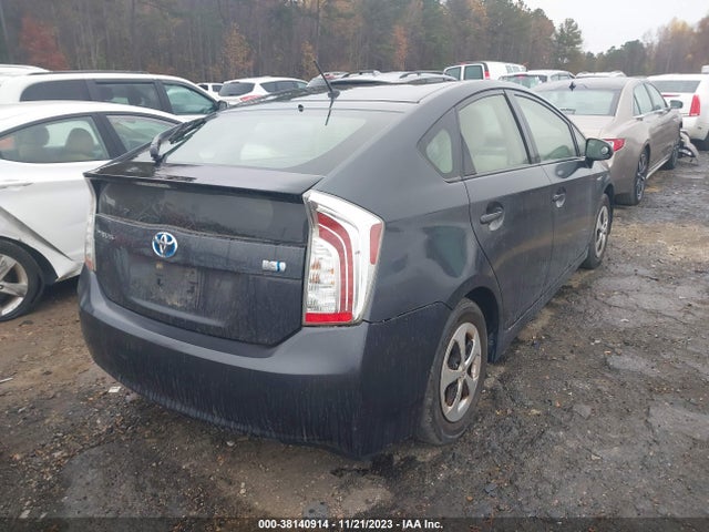 Toyota Prius Two 2014 JTDKN3DU2E1810689 Image 4