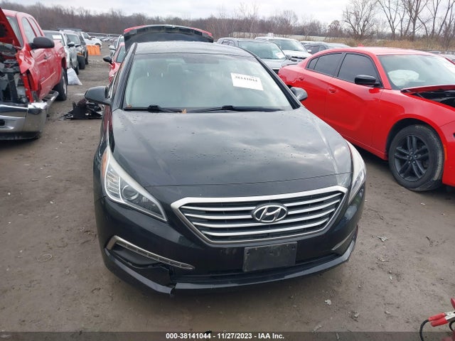 Hyundai SONATA SE 2015 5NPE24AF2FH163013 Image 12
